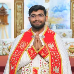 Fr. Jins Kannadippara